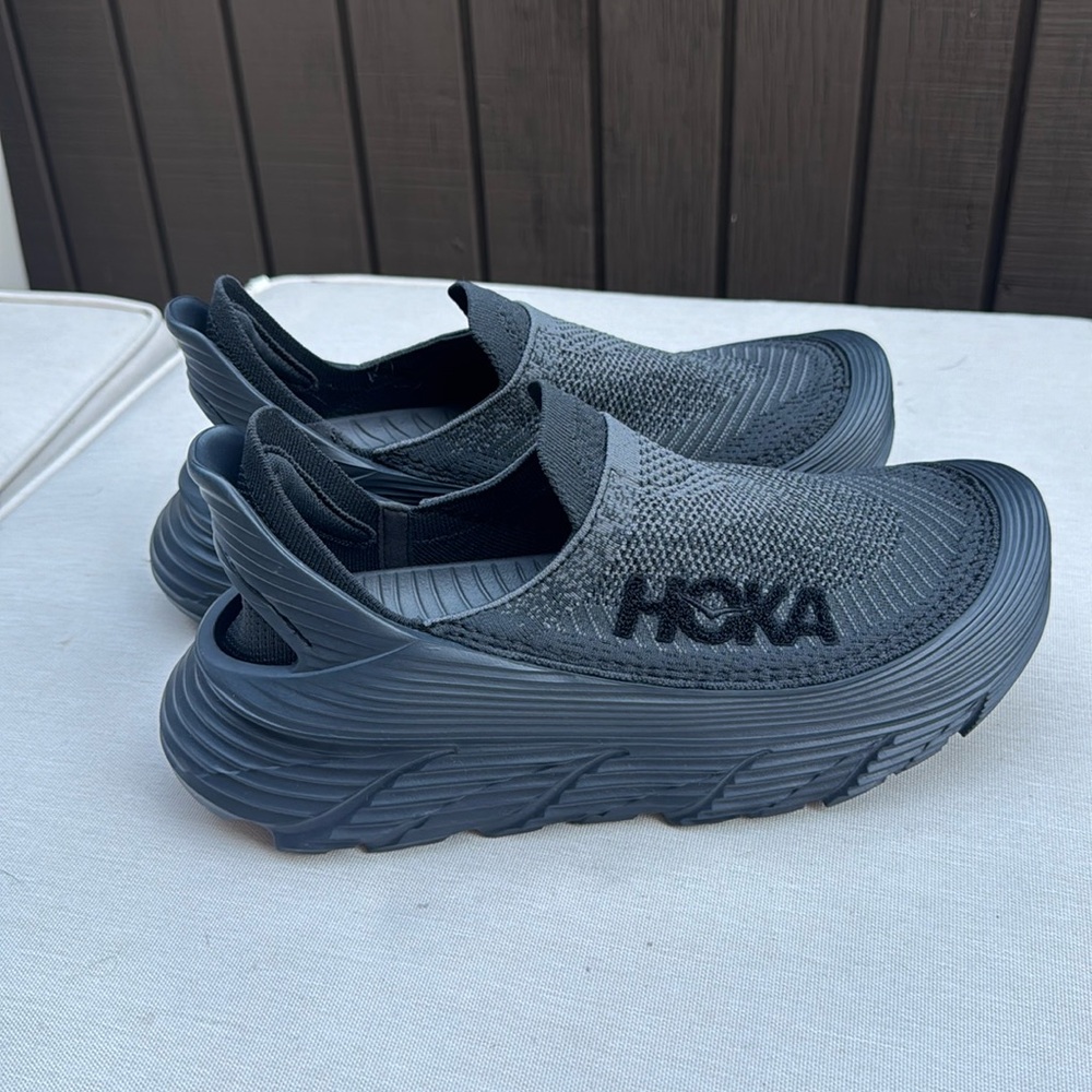 Hoka Men's Restore TC Slip-On Knit Sneakers in Black SZ 10